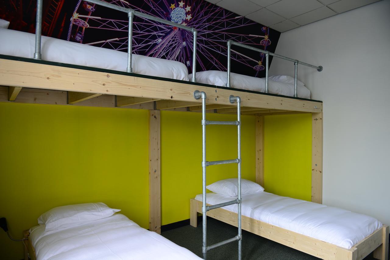 Bett im Frauenschlafsaal mit 8 Betten